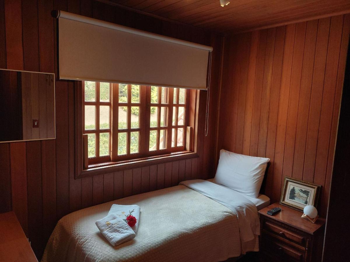Mansao Austriaca Guesthouse Campos do Jordão Buitenkant foto