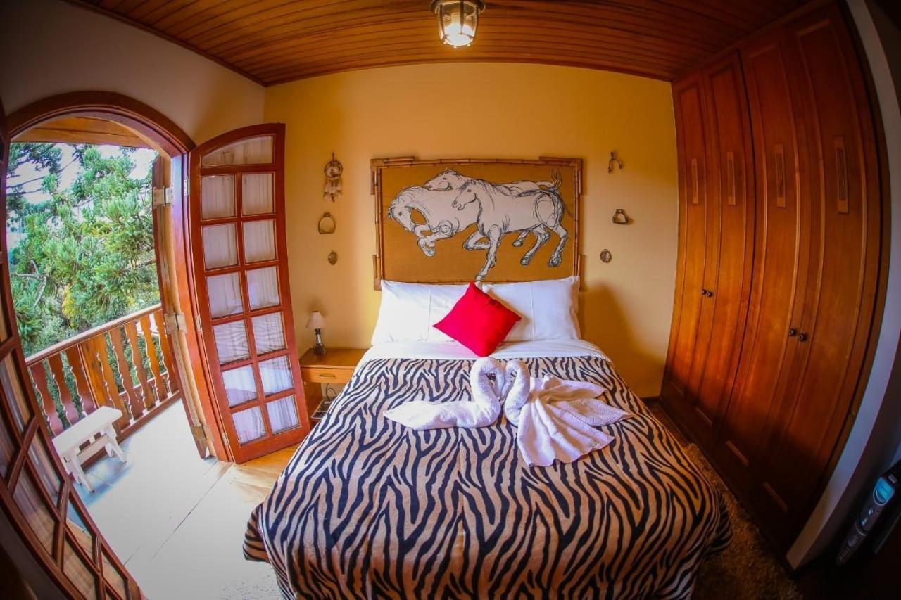 Mansao Austriaca Guesthouse Campos do Jordão Buitenkant foto